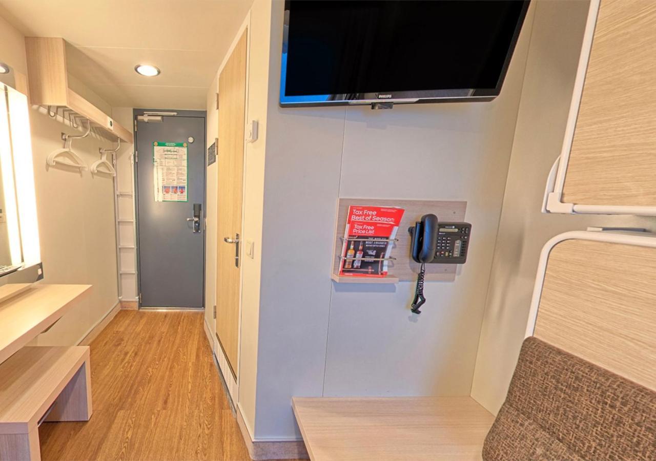 Viking Line Ferry Viking Grace - One-Way Journey From Turku To Stockholm Hotel Room photo